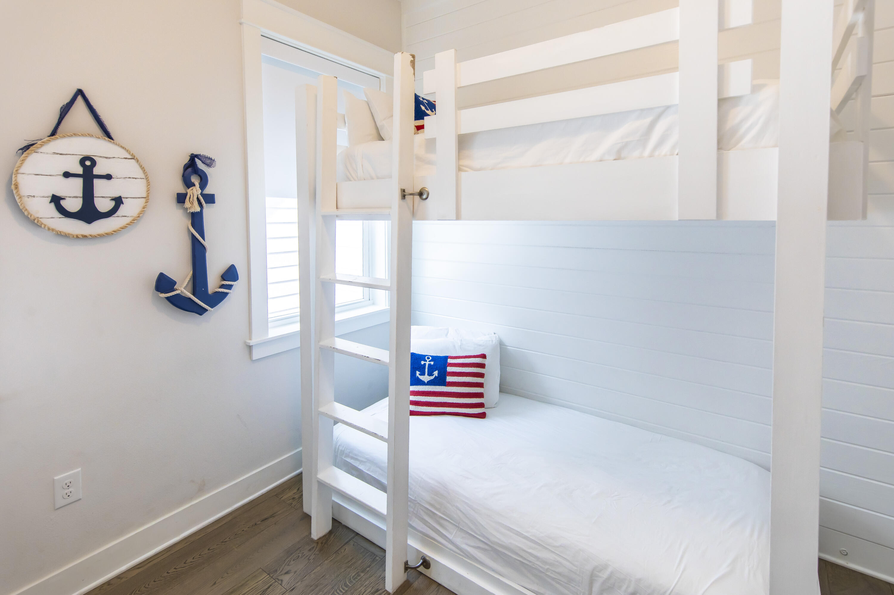 111 East Milestone Drive, Unit B Inlet Beach, FL 32461 - Photo 28 of 44 111-east-milestone-unit-b-028