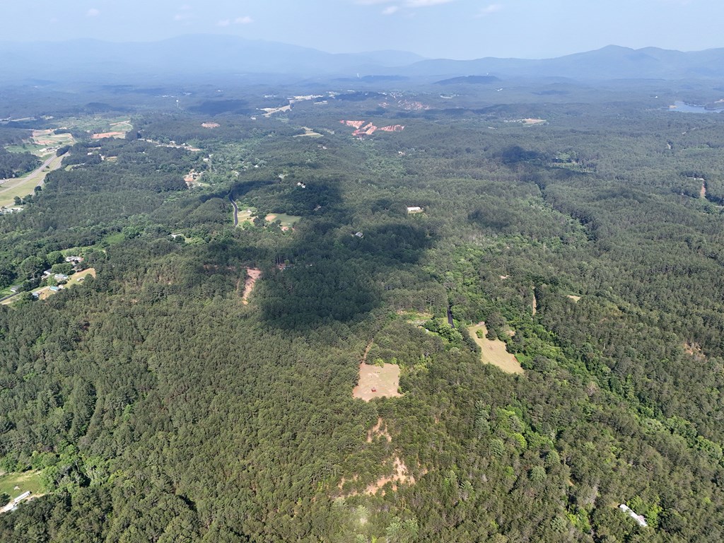 278 Golf Course Road Copperhill, TN 37317 - Photo 33 of 45 a view of a yard