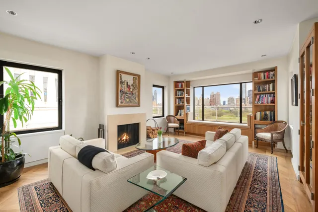 $10,000,000 | 860 5th Avenue, Unit PHH | Lenox Hill