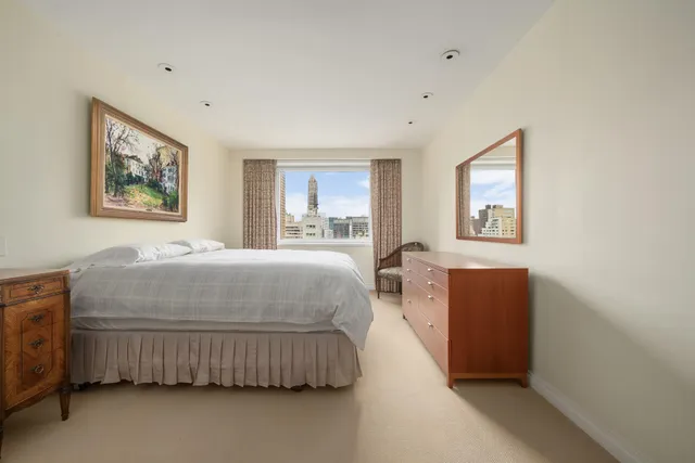 $10,000,000 | 860 5th Avenue, Unit PHH | Lenox Hill