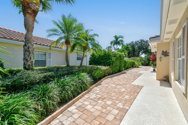 a view of a garden with a fountain