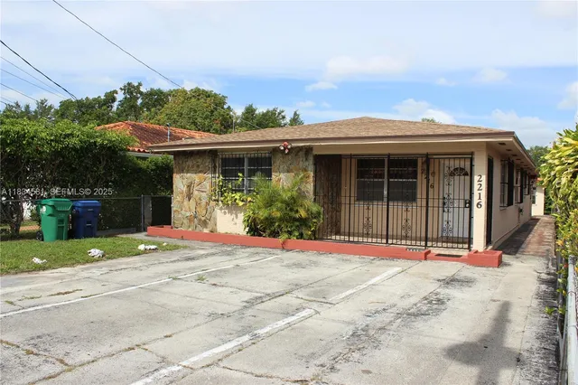 $725,000 | 2216 Southwest 62nd Avenue, Miami, FL 33155