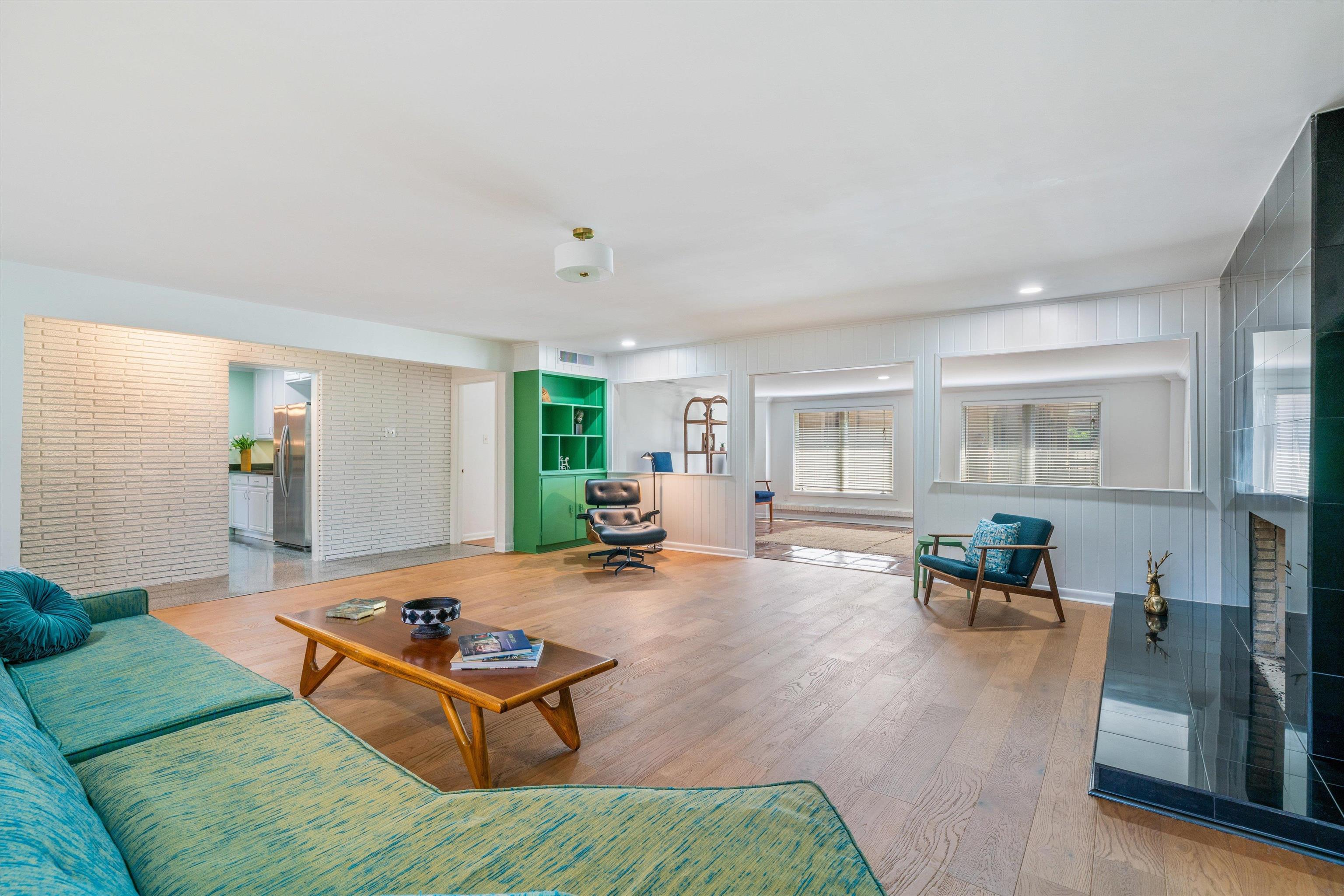 5420 Walnut Grove Road Memphis, TN 38120 - Photo 6 of 25 a living room with furniture and wooden floor