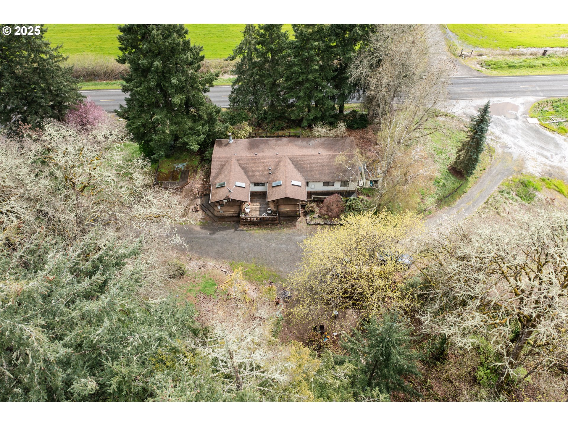 92884 Applegate Trail Junction City, OR 97448 - Photo 14 of 28