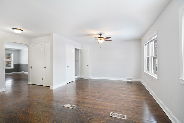 7205 South Troy Street Chicago, IL 60629 - Photo 8 of 15