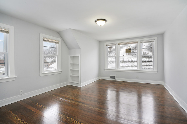 7205 South Troy Street Chicago, IL 60629 - Photo 10 of 15