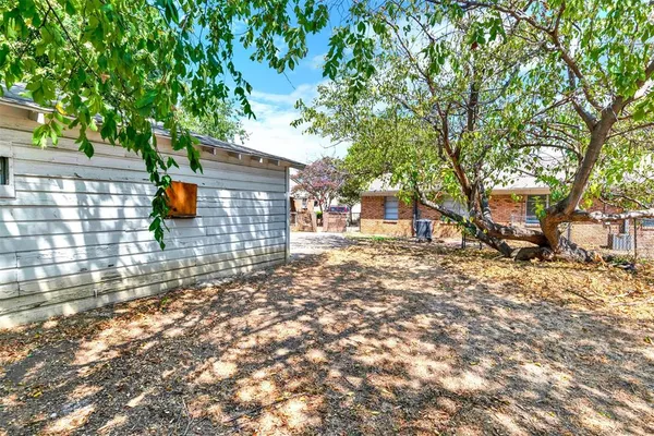 $1,500 | 316 A Hilltop Avenue, Richardson, TX 75081