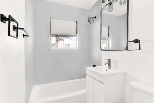 $1,500 | 316 A Hilltop Avenue, Richardson, TX 75081