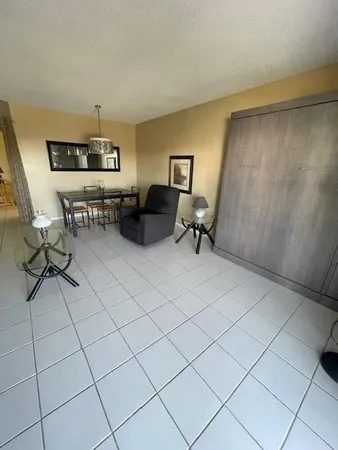 $1,400 | 4740 Northwest 21st Street, Unit 408, Lauderhill, FL 33313