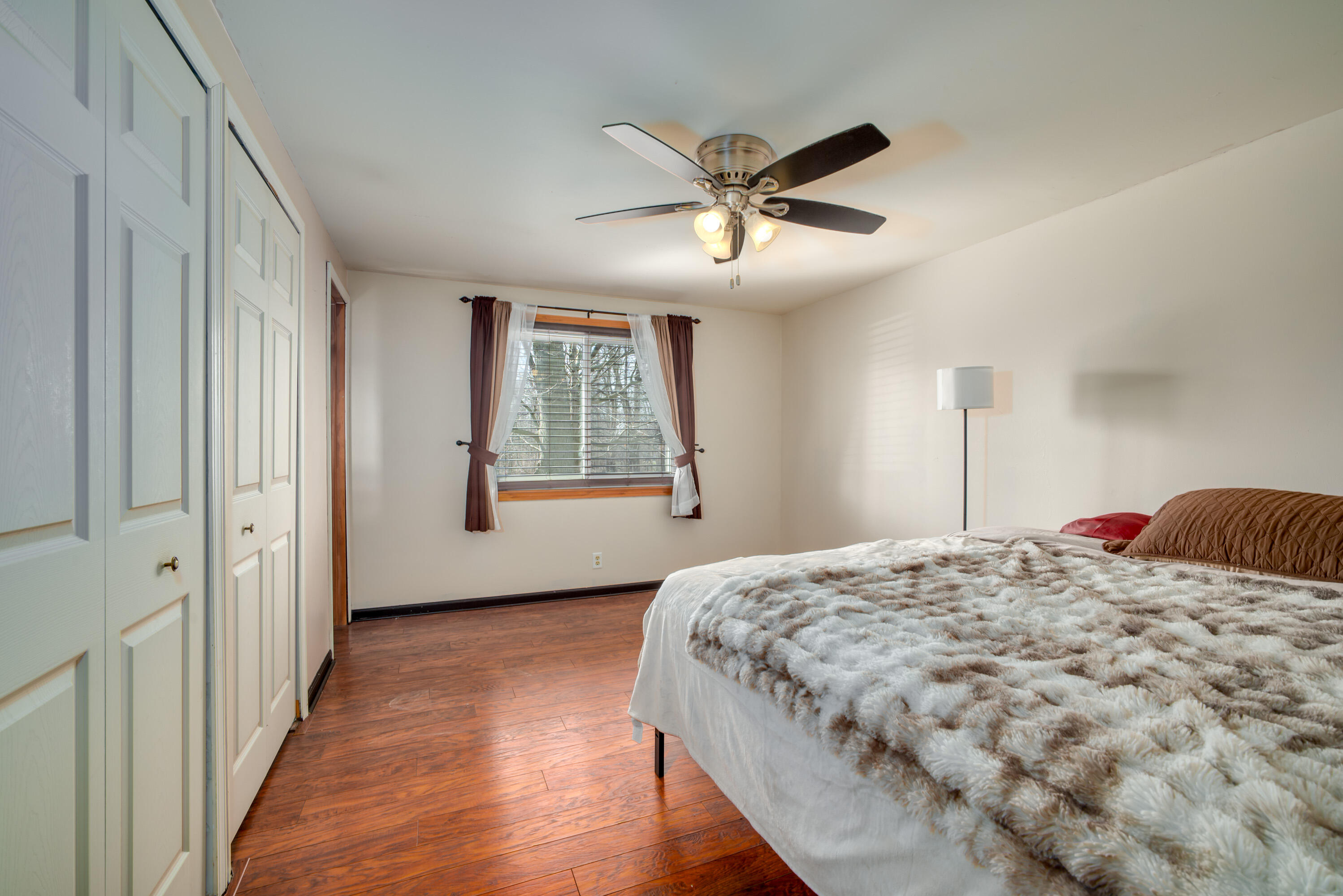 9137 Rucker Road Grosse Ile, MI 48138 - Photo 16 of 41 Primary Bedroom