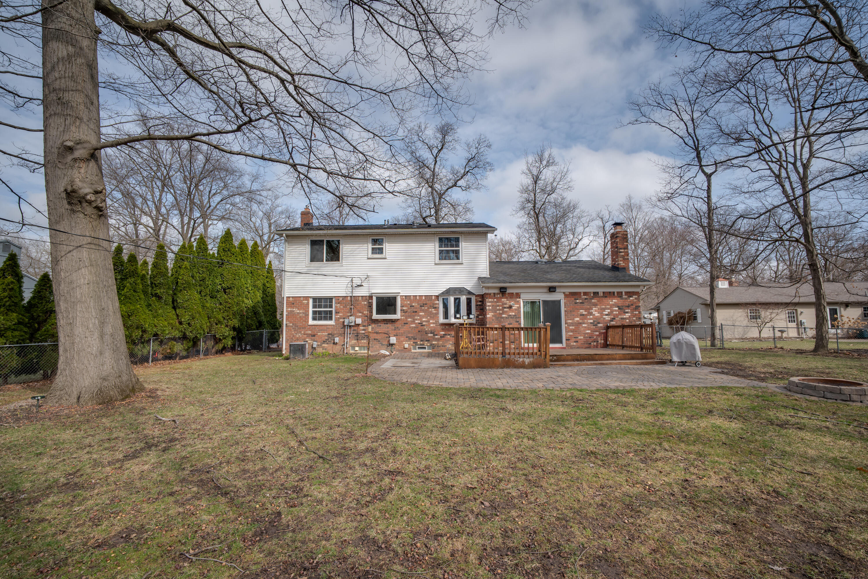 9137 Rucker Road Grosse Ile, MI 48138 - Photo 33 of 41 Back of home