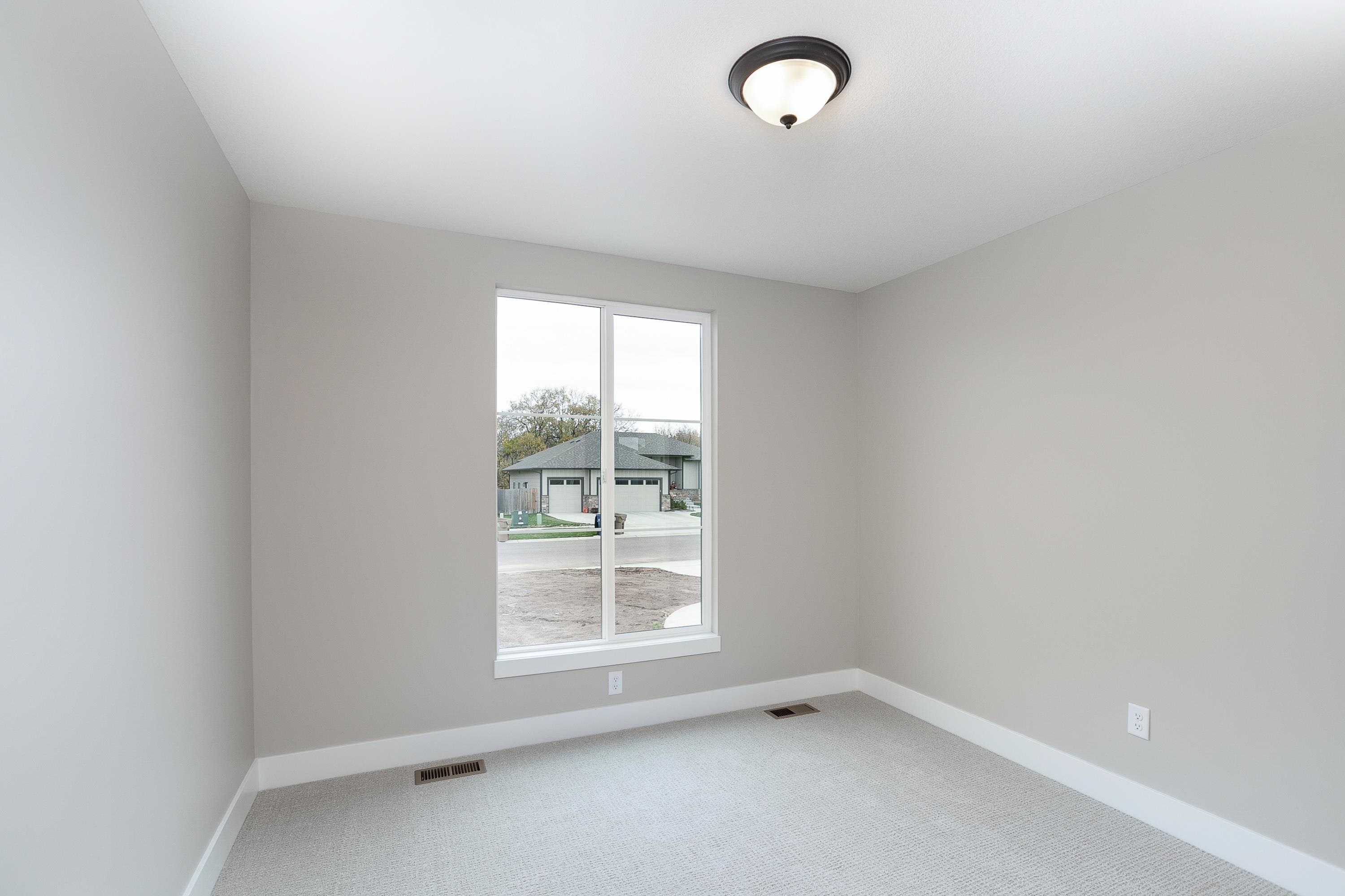 4908 North Saker Street Wichita, KS 67219 - Photo 15 of 18
