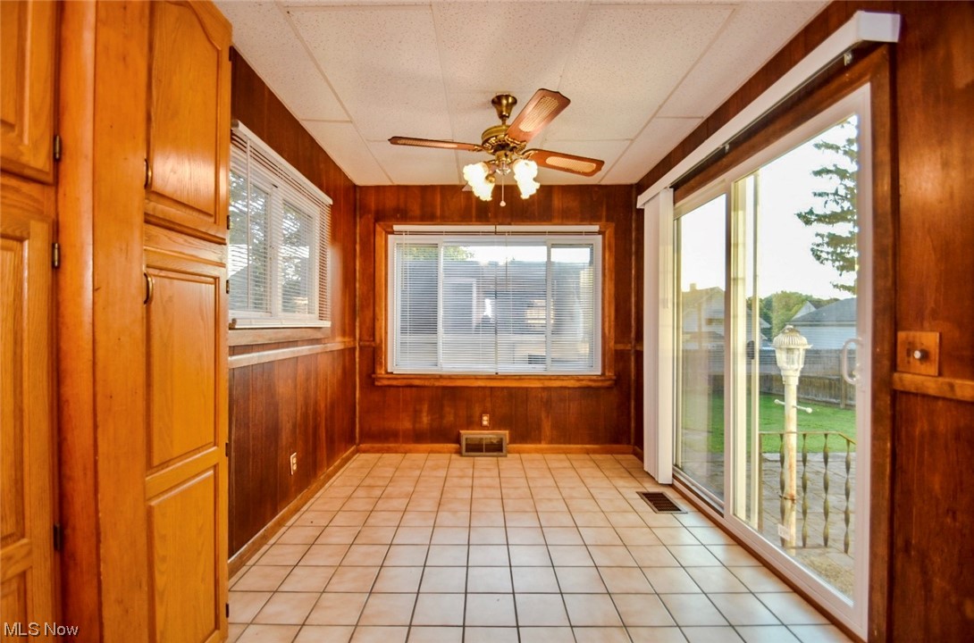 808 Kickapoo Avenue Akron, OH 44305 - Photo 11 of 14