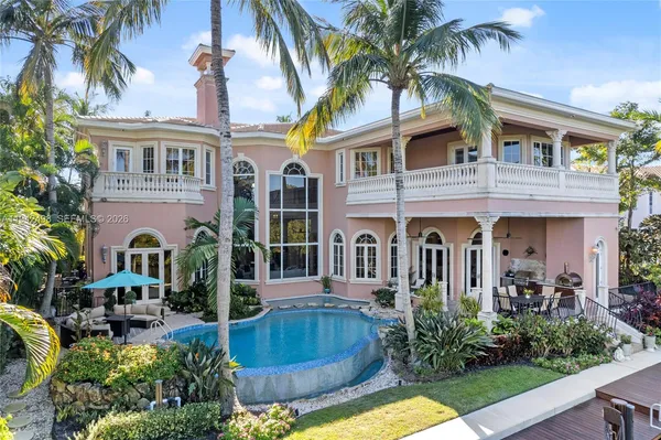 $6,995,000 | 833 Harbour Isles Place, North Palm Beach, FL 33410