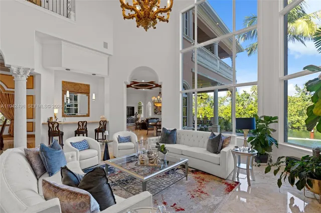$6,995,000 | 833 Harbour Isles Place, North Palm Beach, FL 33410