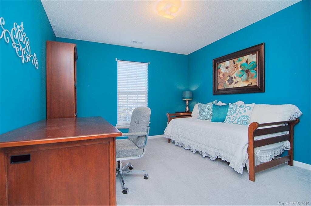 221 Chestnut Avenue Tega Cay, SC 29708 - Photo 16 of 24 Gallery Image 16