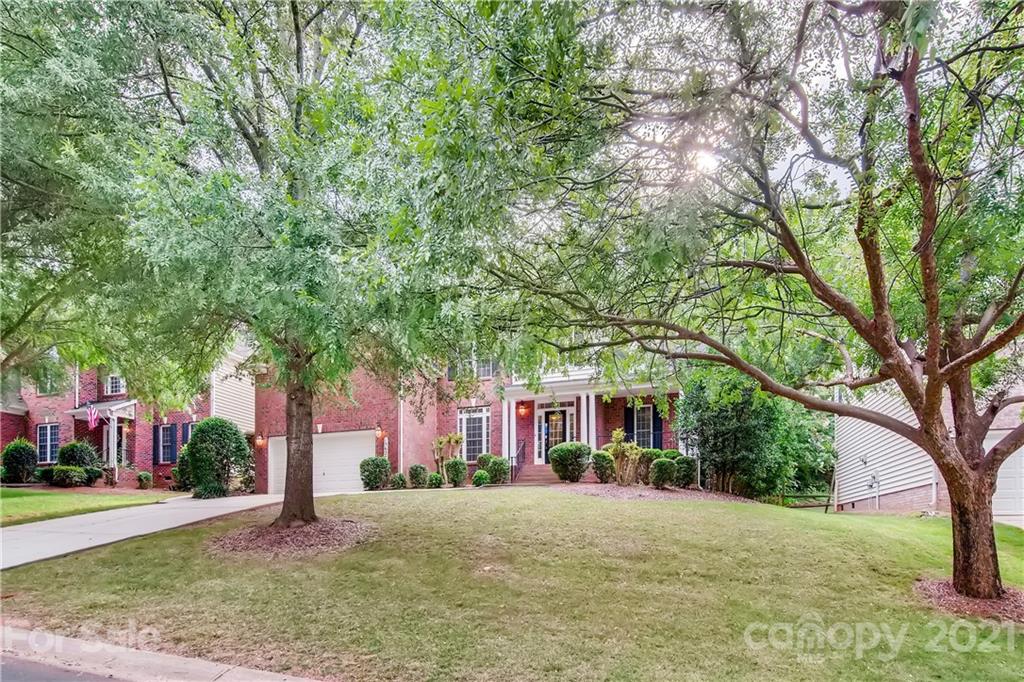 15627 Aberfeld Road Huntersville, NC 28078 - Photo 2 of 33 Gallery Image 2