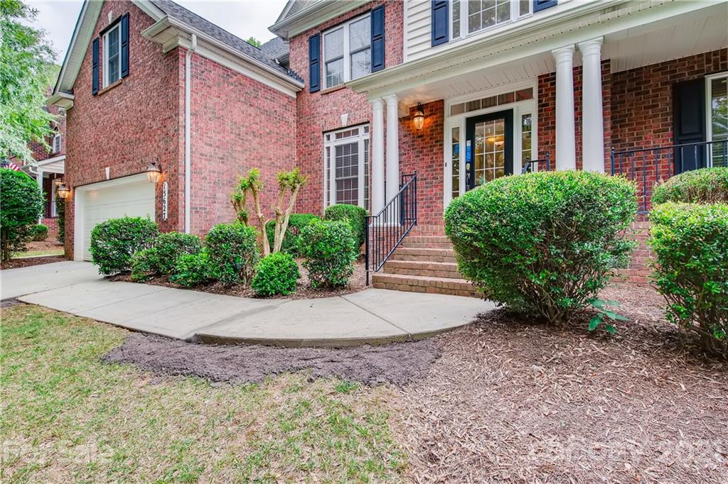15627 Aberfeld Road Huntersville, NC 28078 - Photo 3 of 33 Gallery Image 3