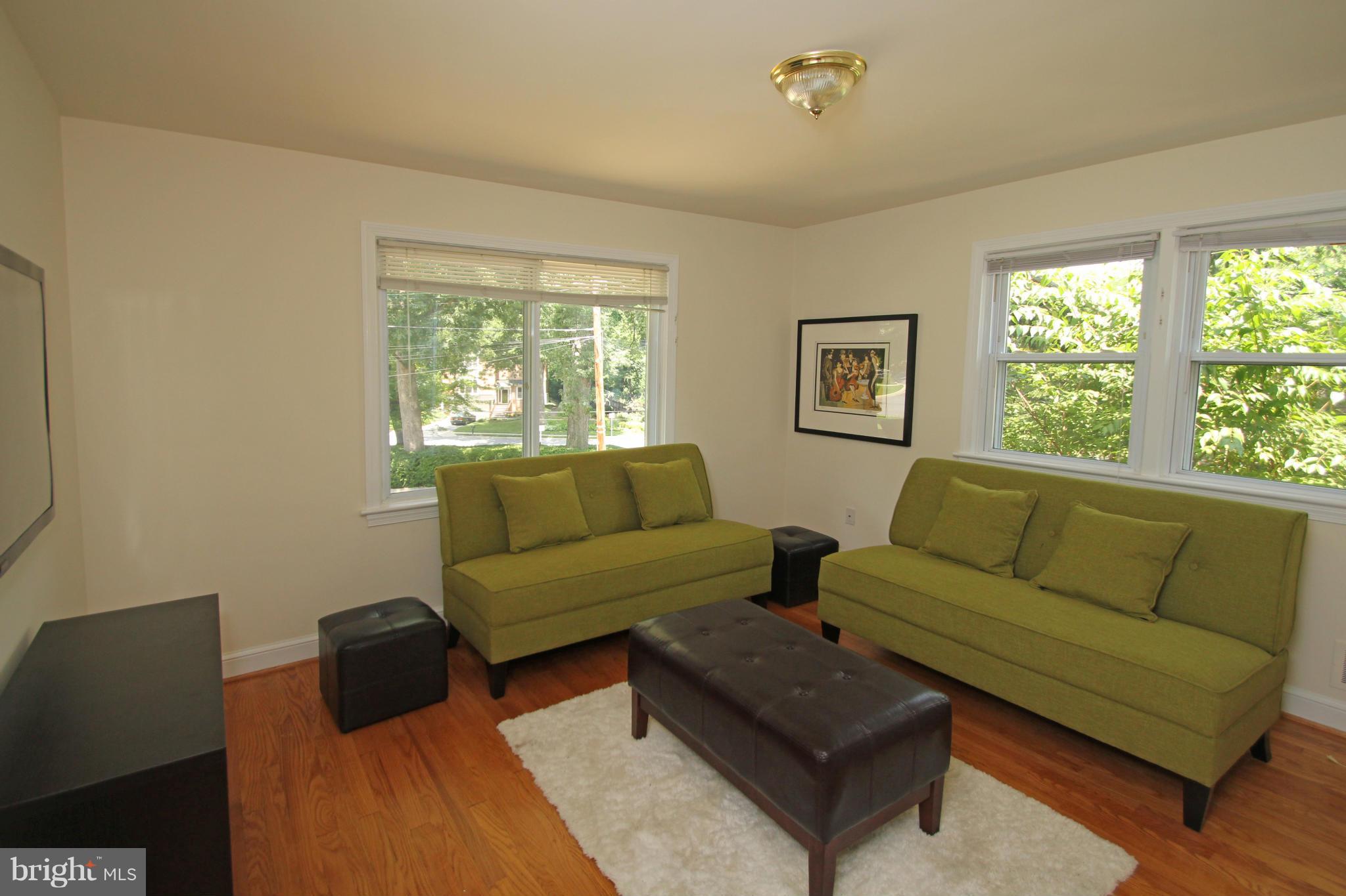 8611 Mayfair Place Silver Spring, MD 20910 - Photo 14 of 30 Bedroom