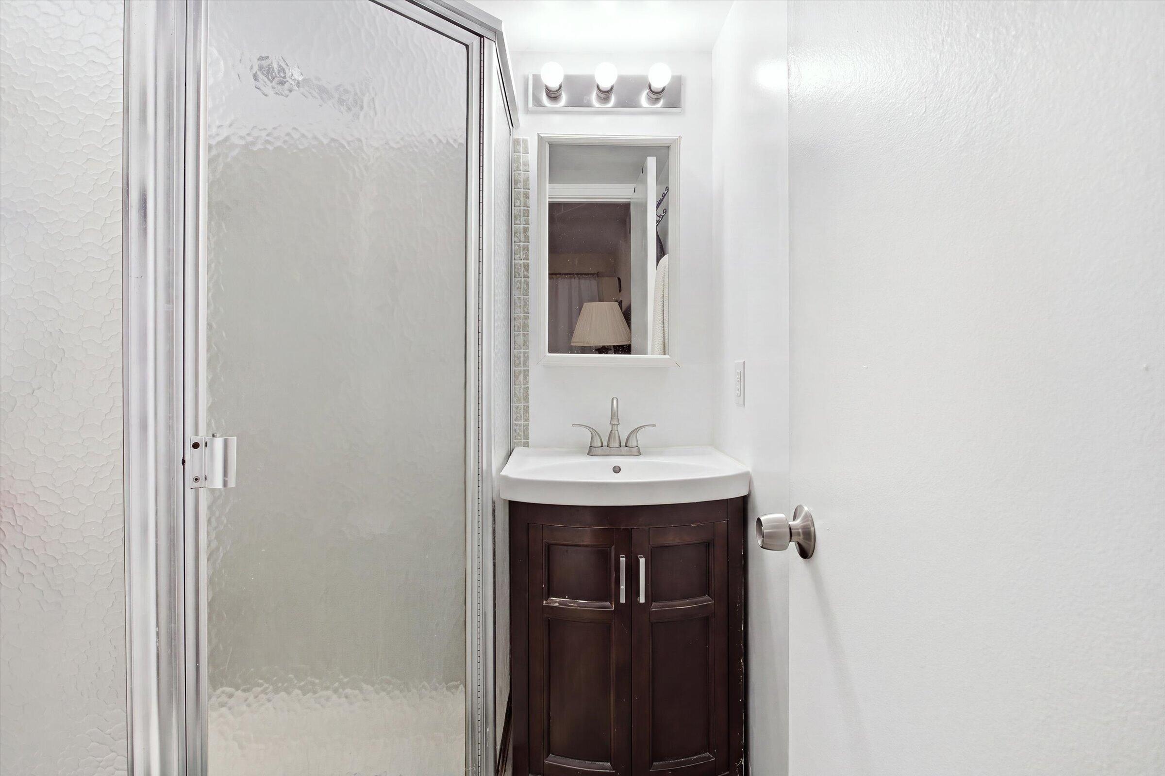 600 Southwest 2nd Avenue, Unit 133D Boca Raton, FL 33432 - Photo 12 of 13 Master bathroom