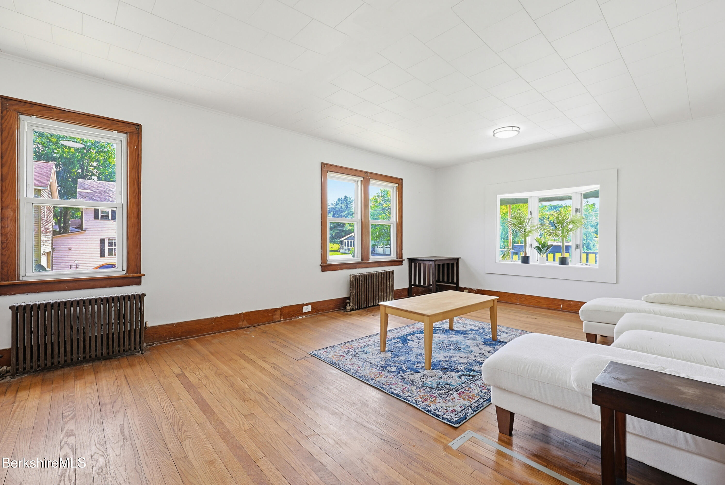 386 North Plain Road Great Barrington, MA 01236 - Photo 18 of 38 living area