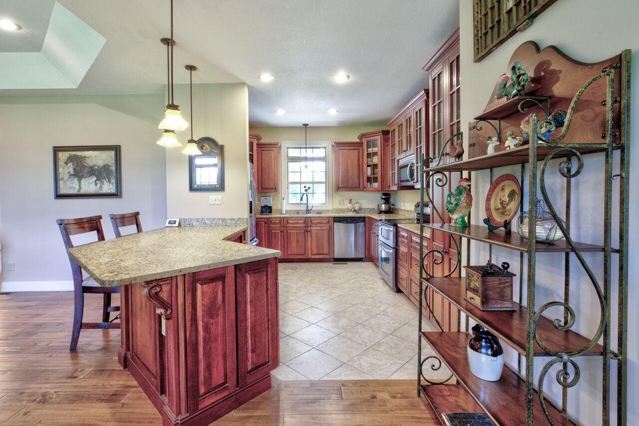 654 Red Cut Road Pioneer, TN 37847 - Photo 14 of 40 654 Red Cut Rd-11_preview