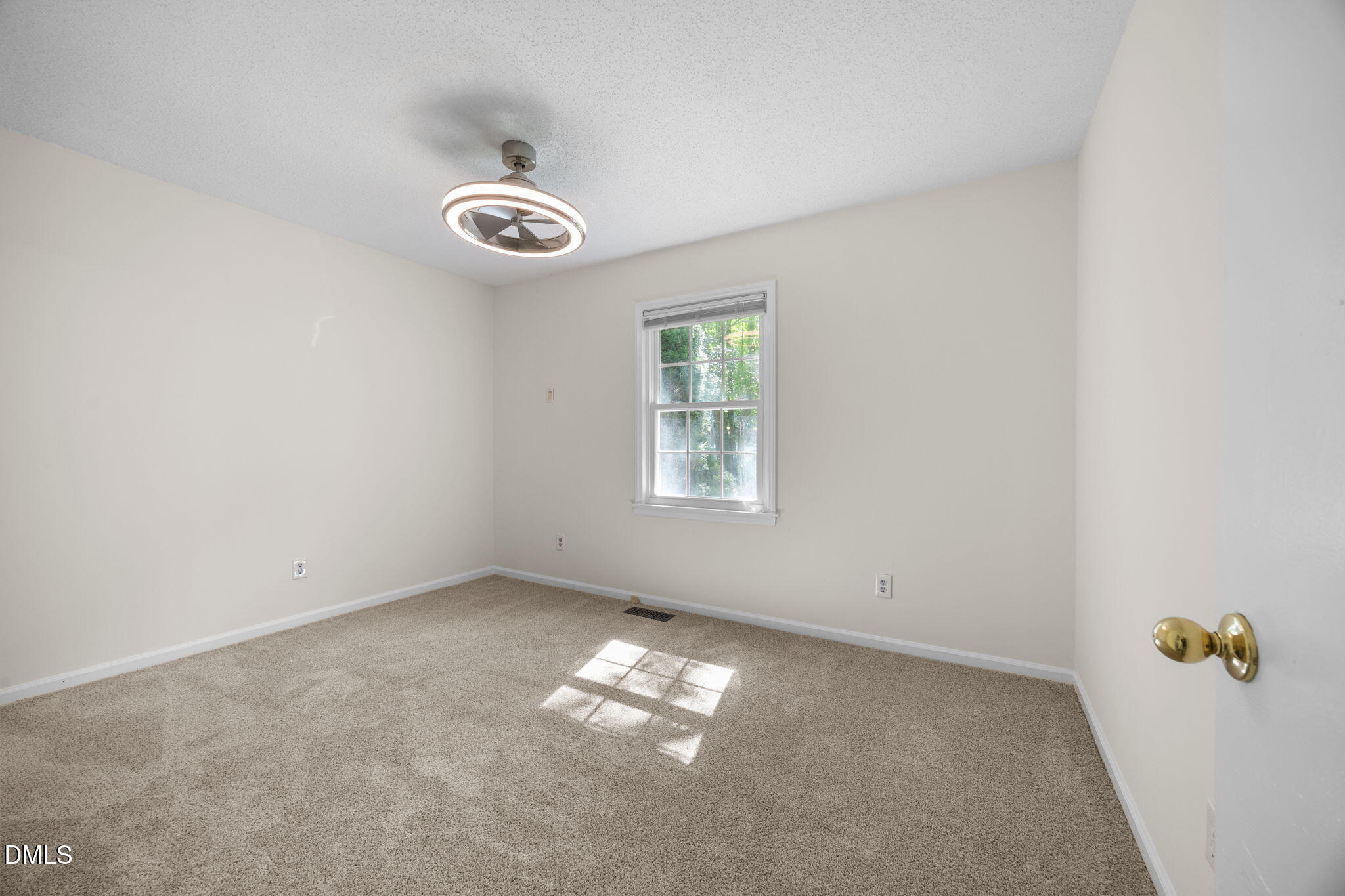 9212 Holly Springs Road Apex, NC 27539 - Photo 22 of 42 photo_022