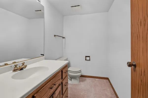 $389,900 | 3401 North Fiesta Drive, Appleton, WI 54911