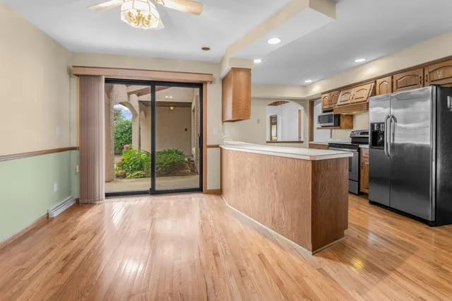 $389,900 | 3401 North Fiesta Drive, Appleton, WI 54911