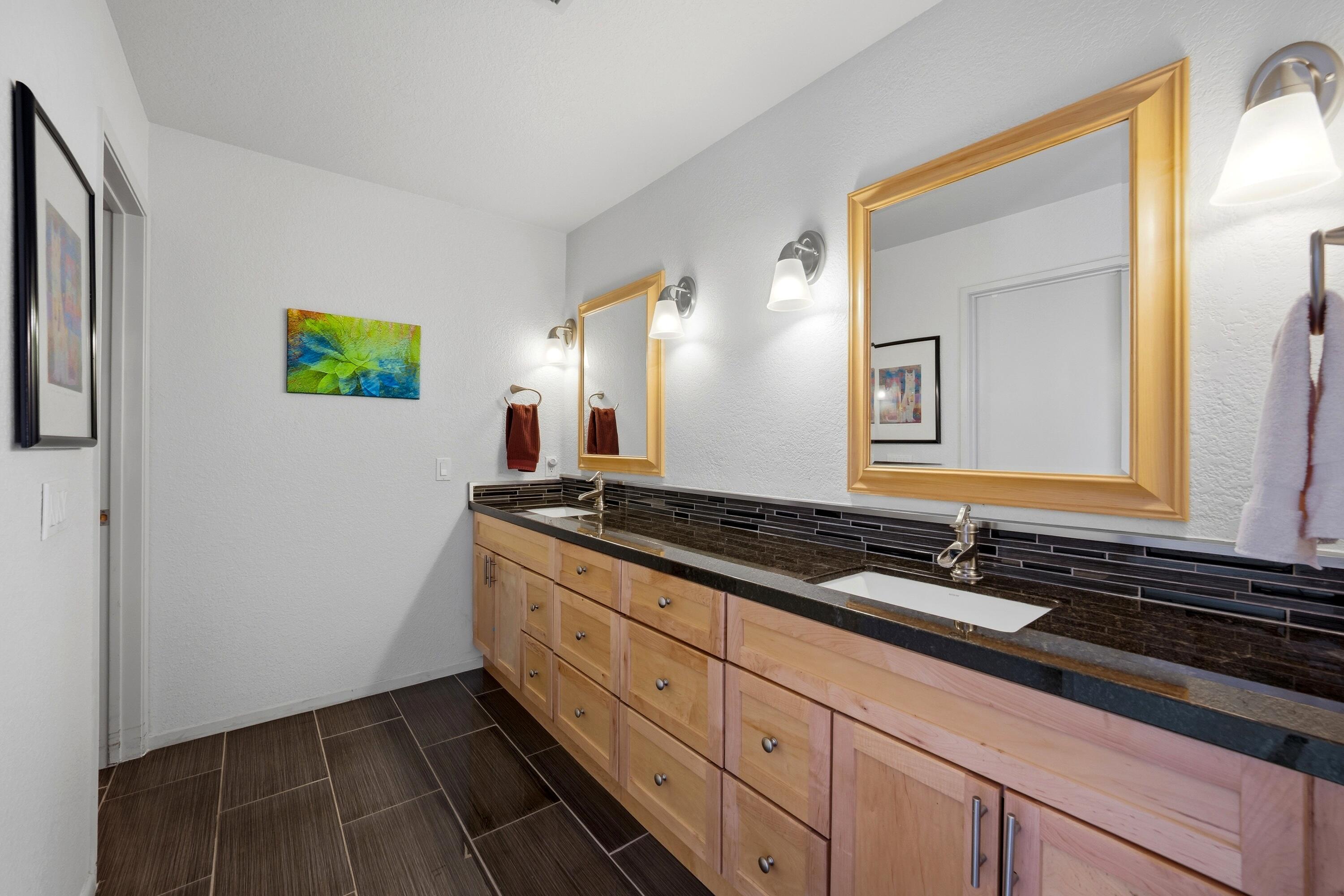 500 East Amado Road, Unit 506 Palm Springs, CA 92262 - Photo 23 of 35 Photo-23 (3)