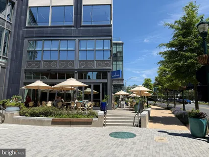 $2,795,000 | 11000 Luxmanor Road, North Bethesda, MD 20852