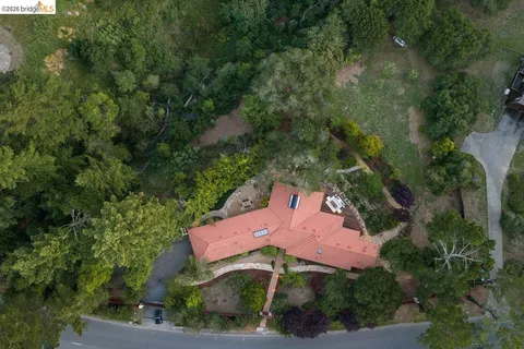 $2,290,000 | 12131 Skyline Boulevard, Oakland, CA 94619