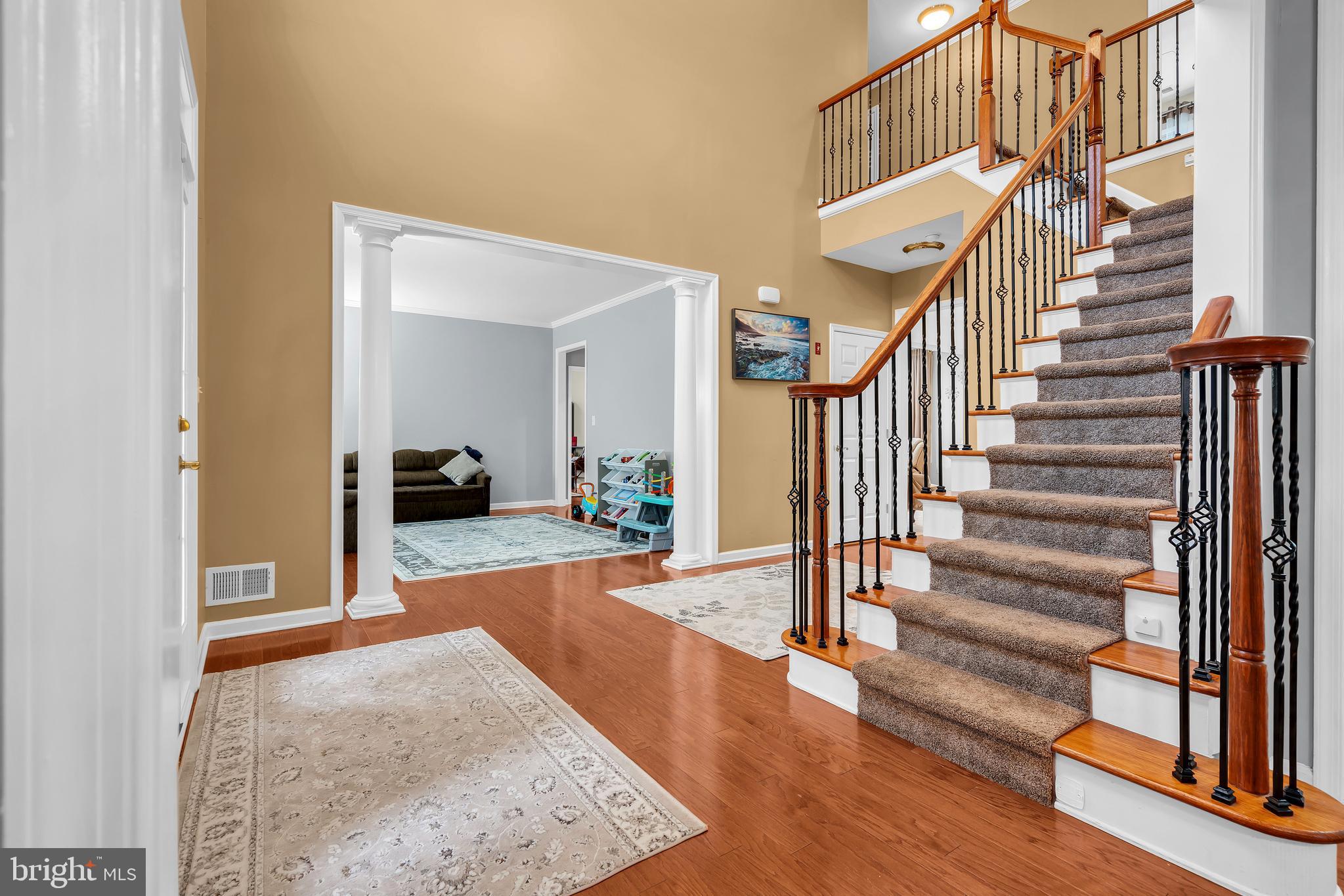 20 Jockey Place Chesterfield, NJ 08515 - Photo 4 of 49 a view of entryway and hall with wooden floor