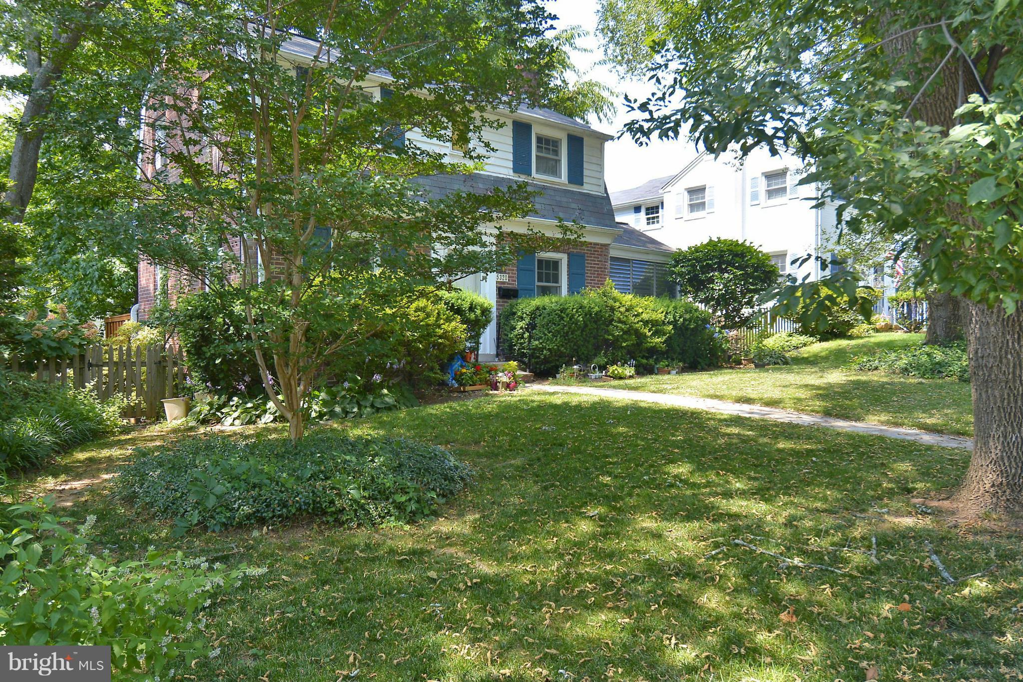 5320 Yorktown Road Bethesda, MD 20816 - Photo 3 of 7 Exterior (Front)