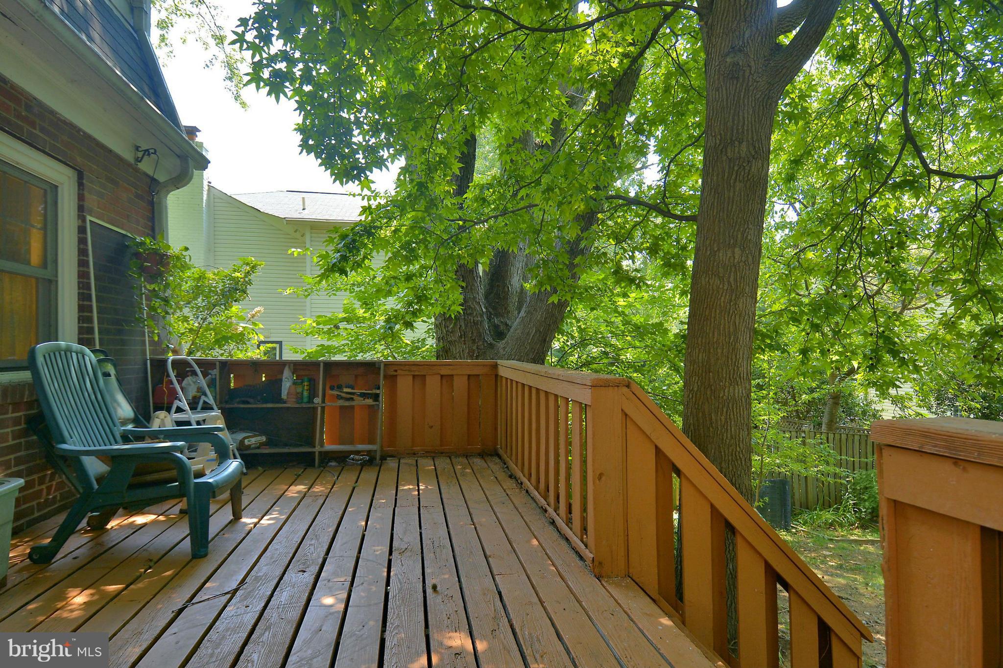 5320 Yorktown Road Bethesda, MD 20816 - Photo 6 of 7 Exterior (Rear)