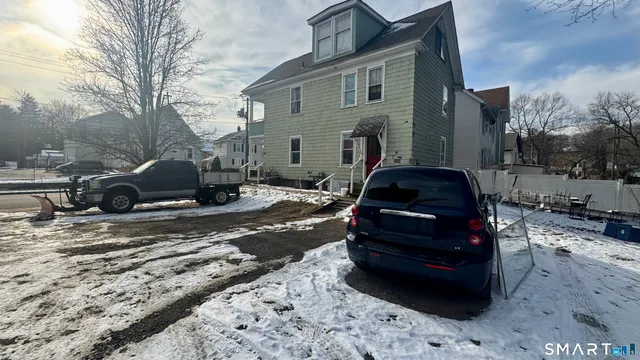 $270,000 | 185 Springdale Avenue, Meriden, CT 06451