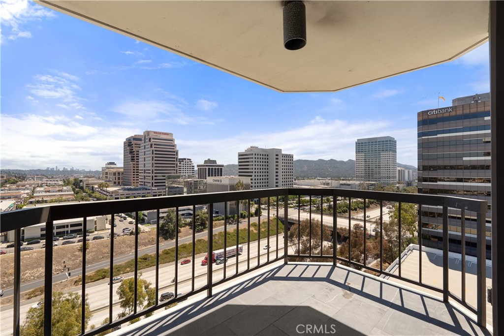 222 Monterey Road, Unit 901 Glendale, CA 91206 - Photo 35 of 68
