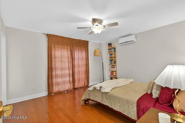 $289,000 | 208 Pollock Street, Pollocksville, NC 28573