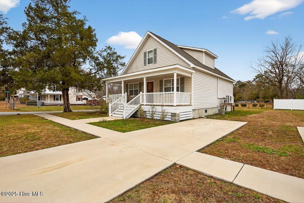 208 Pollock Street Pollocksville, NC 28573 - Photo 4 of 19 IMG_9667