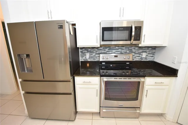 $382,000 | 22 Rybar Lane, Palm Coast, FL 32164