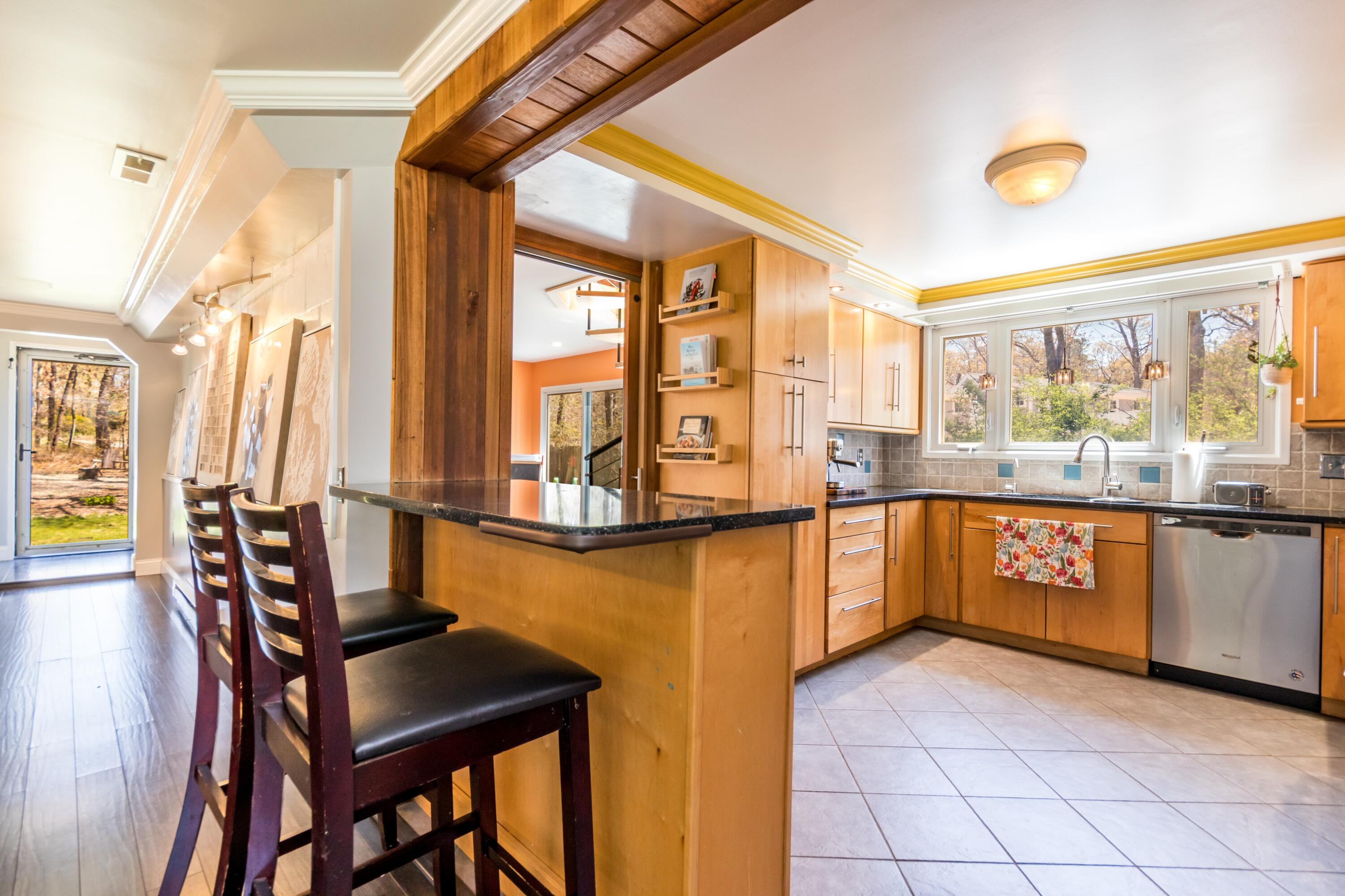 149 Wheeler Road Mashpee, MA 02649 - Photo 11 of 41 Kitchen with breakfast bar