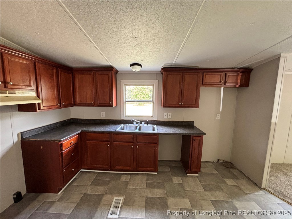 4738 Hickory Ridge Road Parkton, NC 28371 - Photo 6 of 14 Gallery Image 6