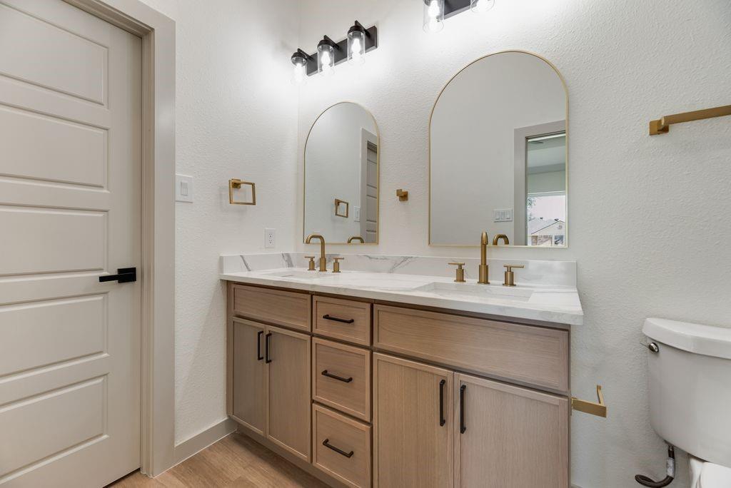 2404 Ridgestone Drive Dallas, TX 75287 - Photo 11 of 18