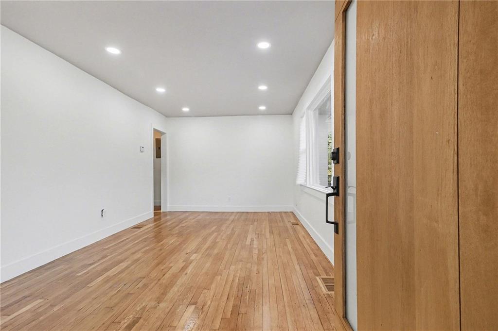 2213 Sharon Way Decatur, GA 30032 - Photo 15 of 40