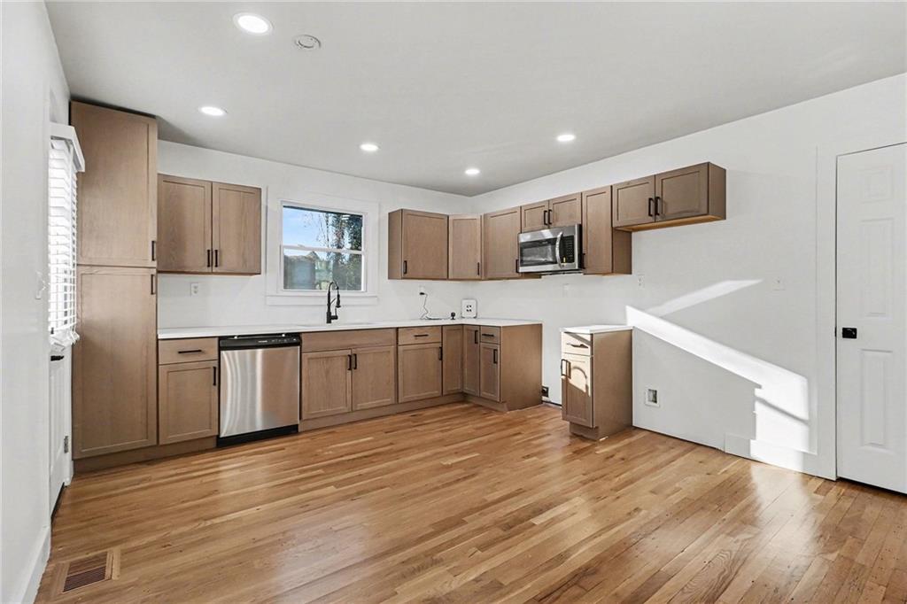 2213 Sharon Way Decatur, GA 30032 - Photo 20 of 40