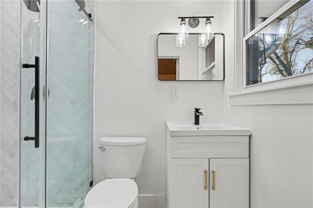 2213 Sharon Way Decatur, GA 30032 - Photo 33 of 40