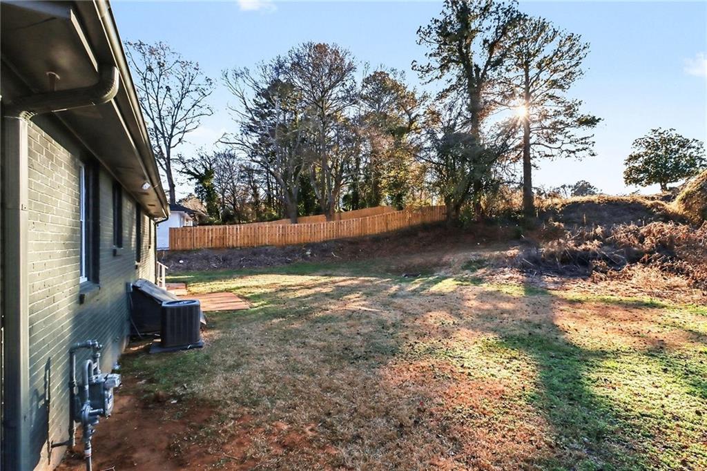 2213 Sharon Way Decatur, GA 30032 - Photo 35 of 40