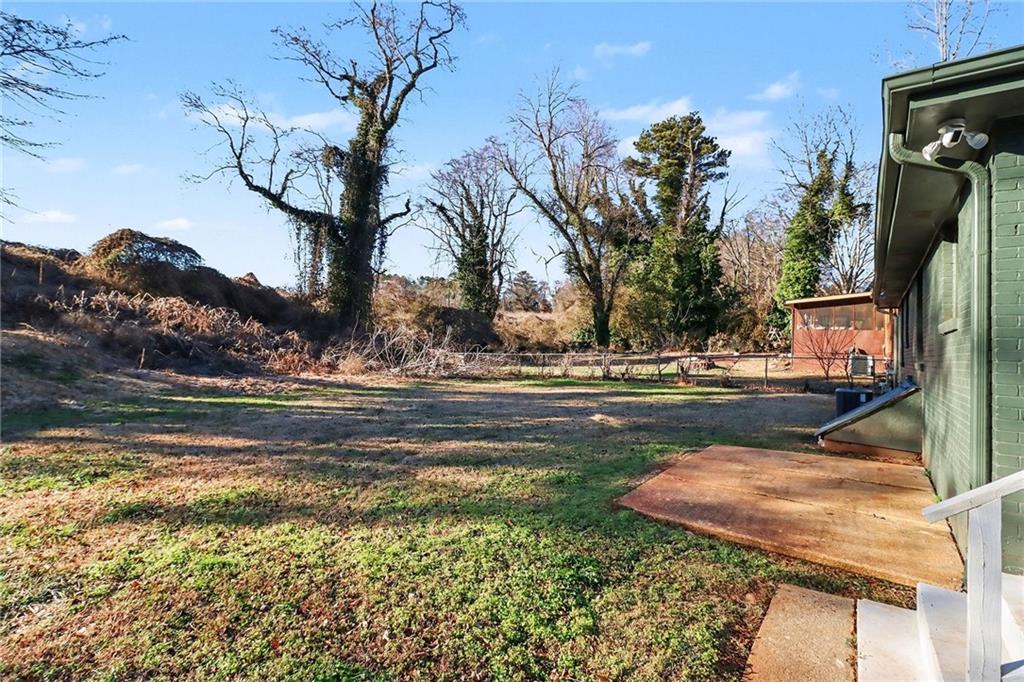 2213 Sharon Way Decatur, GA 30032 - Photo 36 of 40