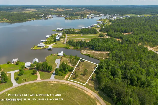 $129,900 | Lot 8 The Moorings, Lumberton, MS 39455