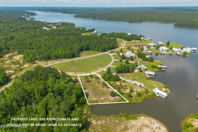 $129,900 | Lot 8 The Moorings, Lumberton, MS 39455